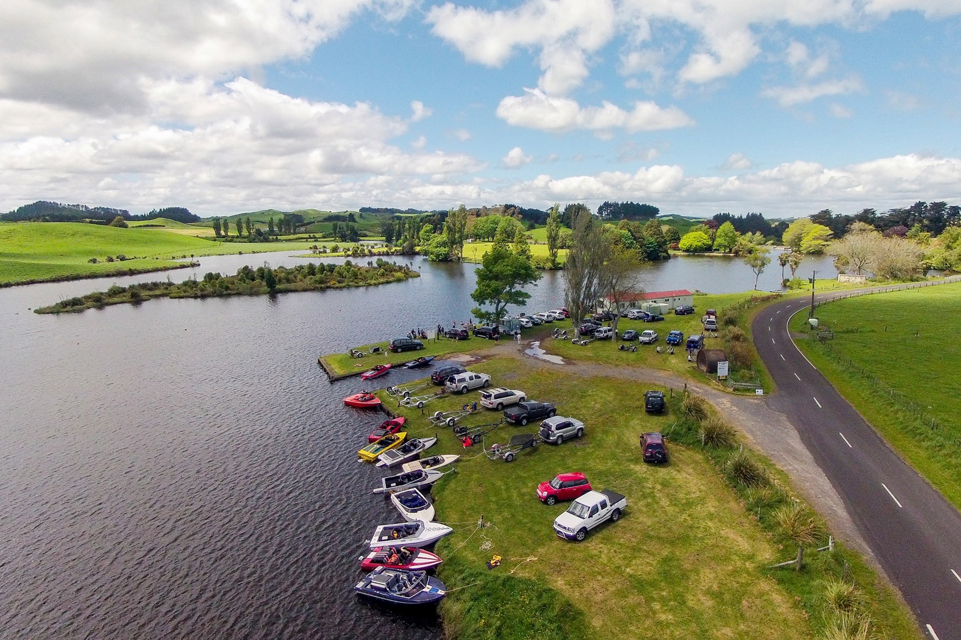 Lake Rātāpiko